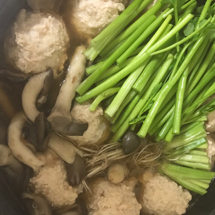 仙台セリと鶏団子鍋